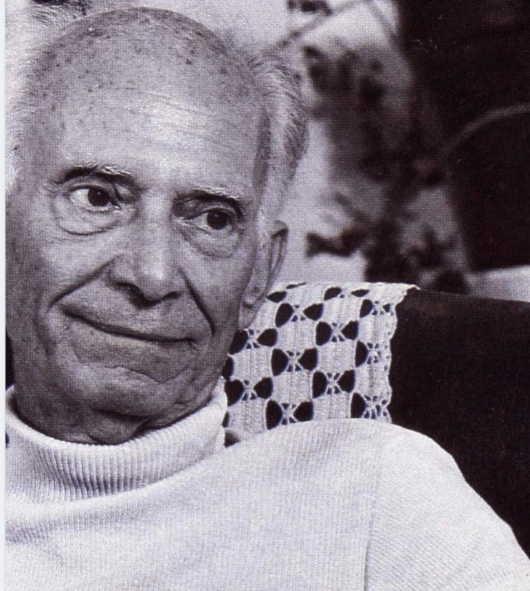 El 30Ago1914, en Zaraza, Edo. Guárico, nació el escritor, pensador y comunicador venezolano, Don #PedroBerroeta, figura familiar en las pantallas de TV periodística y cultural del país. Otra Venezuela, otro tiempo, otra TV...