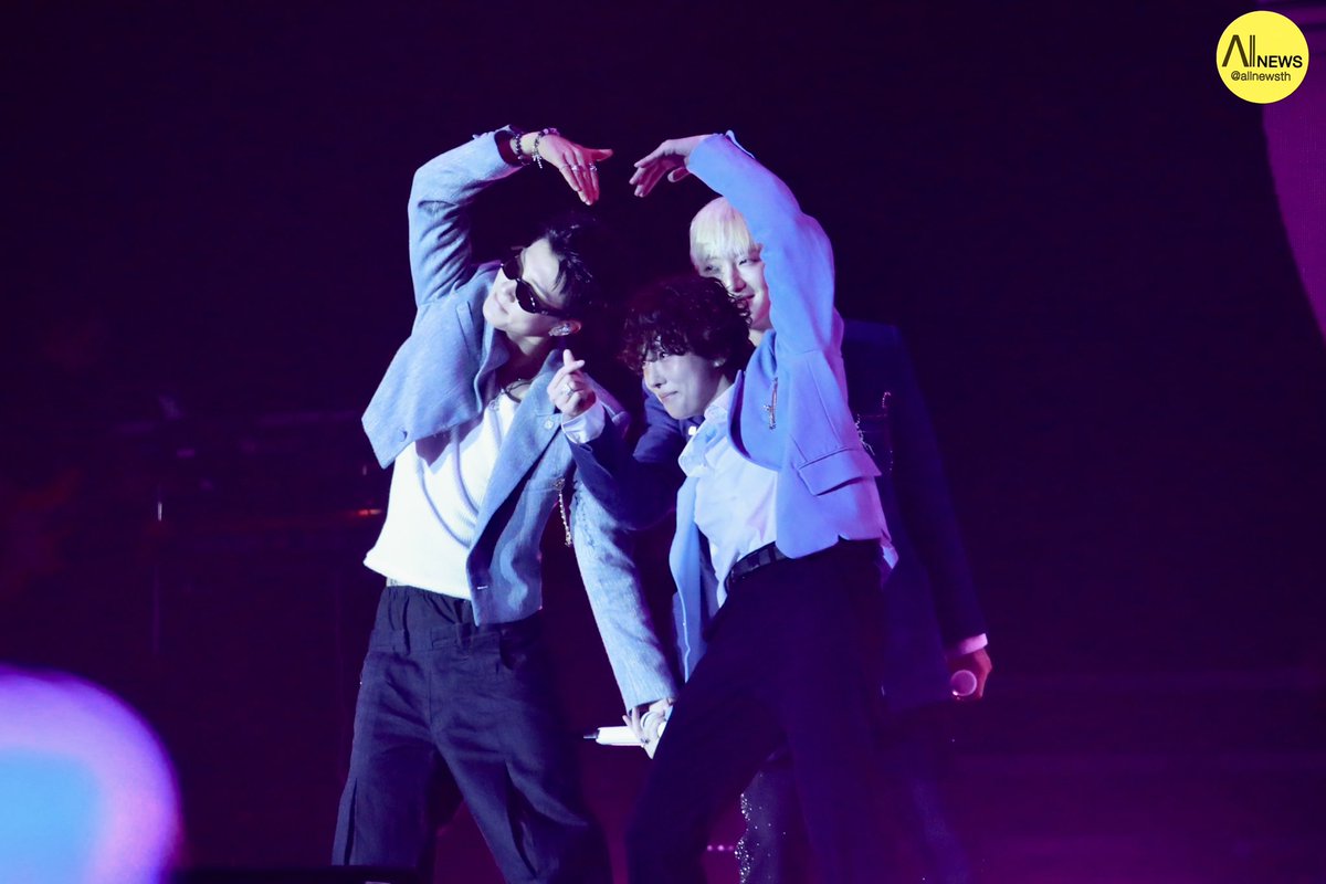 AllNews_th's tweet image. สนุกสุดมันส์ หนุ่มๆ วง ”WINNER“ กลับมาหาชาว INNERCIRCLE ไทย ให้หายคิดถึง ในงาน WINNER [OUR MOMENT] 2025 ASIA CONCERT IN BANGKOK  

#WINNER #위너 #OURMOMENT
#WINNEROURMOMENTinBKK
#CQENTERTAINMENT #GRANDSTARCONNEXT