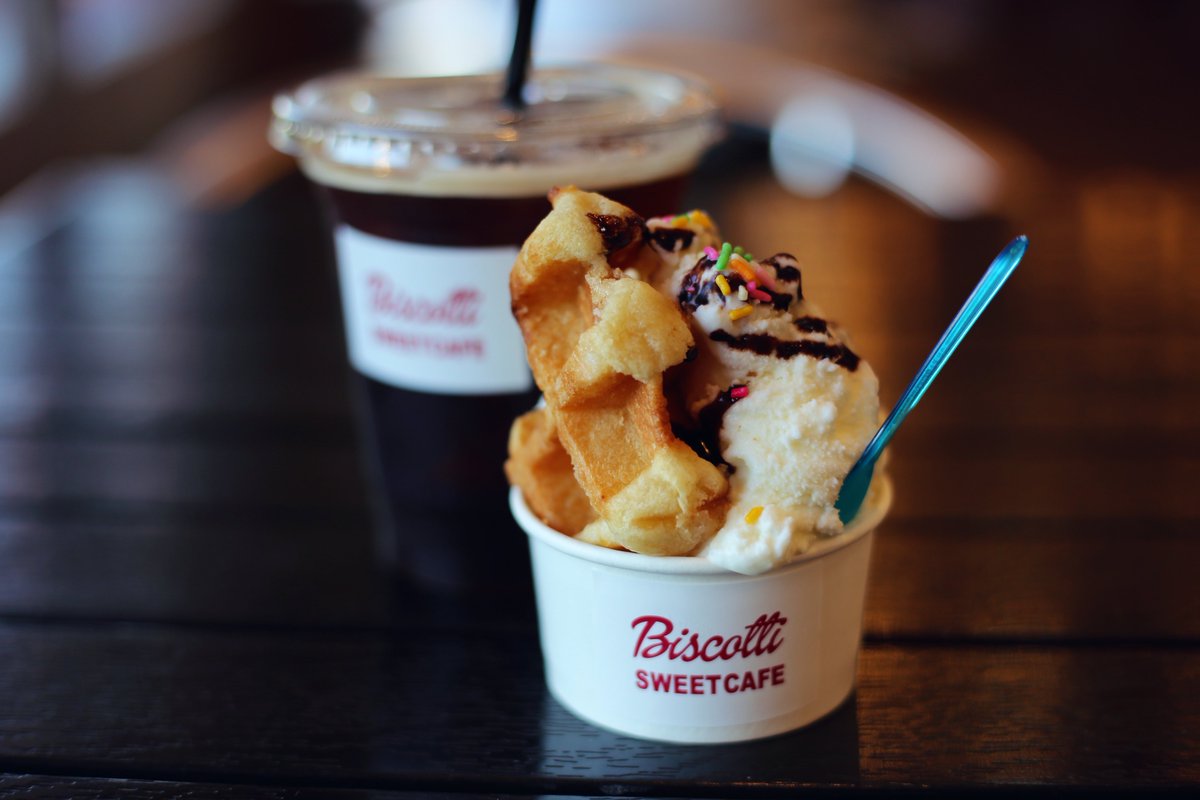 本日は高崎市棟高町のBiscotti SWEET CAFE 様にて、いとプロジェクト音楽劇『キズナノソノ』白組の写真撮影を務めさせていただきました。

写真は終演後にいただいたジェラートとコーヒー！

色んな見方が出来る作品だと思いました。
いずれ感想をまとめようかと。

明日の黒組も応援してます💐