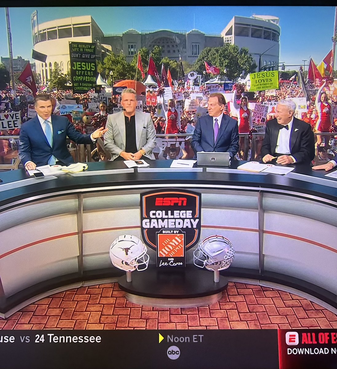 Nice touch by College GameDay to add Lee Corso’s name at the bottom of the desk.

What would usually say “built by Home Depot” now says “built by Home Depot and Lee Corso”
