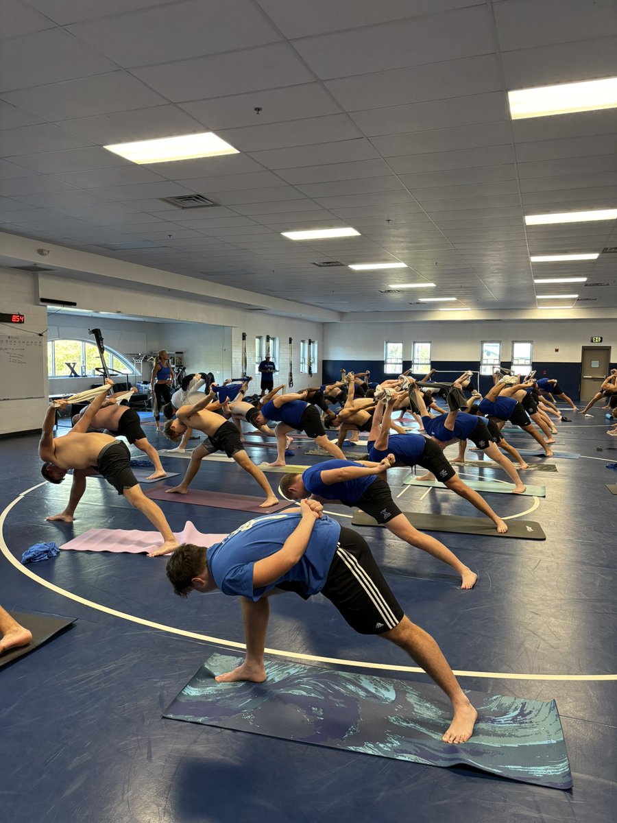 St. Xavier Strength tweet media