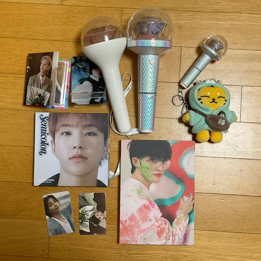 luvsickgggr's tweet photo. 세븐틴 인형 앨범 포카 양도 판매

Sell ⭕️

에스쿱스 정한 조슈아 준 호시 원우 우지 디에잇 민규 도겸 승관 버논 디노 캐럿반 위버스 포카 교환 구해요 콘서트 NEW_ 분철 seventeen 인형 앨범 미넌 탐탐이 tamtam artist made miniteen 호우 부산 캐럿존 hoshi 캐럿봉 뉴럿봉 구럿봉 키링 caratbong https://t.co/v5oTdmy8rk