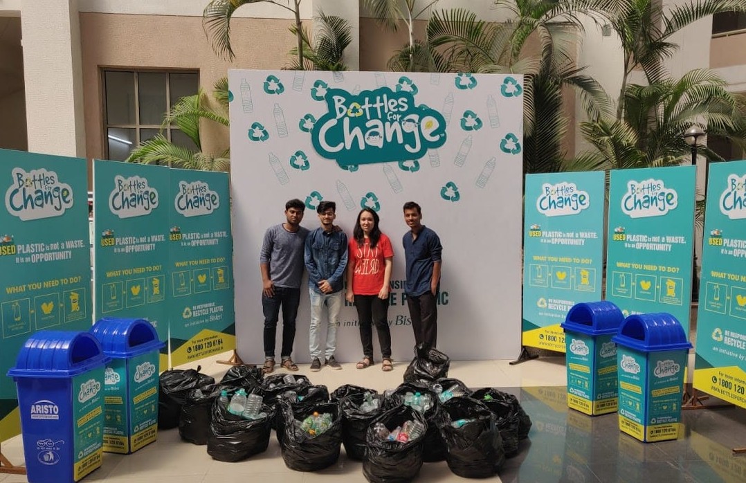 trishakticorps's tweet image. 🌄 Sikkim – Towards a Cleaner &amp;amp; Greener Future 

♻ Reclaim. Recycle. Reuse.

In a step towards sustainability &amp;amp; responsibility, the #IndianArmy has partnered with M/s Bisleri’s flagship program – Bottles for Change.

Through plastic #waste collection &amp;amp; disposal, this initiative…