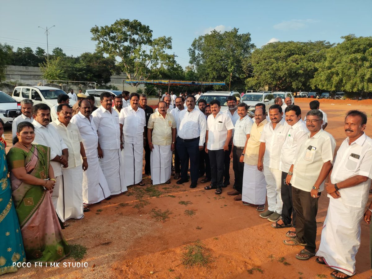 J P SURENDHAR (@surigold5005) on Twitter photo (30/08/2025) கழகத் தலைவர், தமிழ்நாடு முதலமைச்சர் மாண்புமிகு #தளபதியார் <a href="/mkstalin/">M.K.Stalin</a> அவர்கள் கிருஷ்ணகிரி மாவட்ட அரசு நிகழ்ச்சிகளுக்கு வருகை தொடர்பான, கிருஷ்ணகிரி அரசு கலைக்கல்லூரி மைதானத்தில் பந்தல் அமைக்கும் பணிகளுக்கு மாண்புமிகு தமிழ்நாடு உணவு மற்றும் உணவுபொருள் வழங்கல் துறை (30/08/2025) கழகத் தலைவர், தமிழ்நாடு முதலமைச்சர் மாண்புமிகு #தளபதியார் <a href="/mkstalin/">M.K.Stalin</a> அவர்கள் கிருஷ்ணகிரி மாவட்ட அரசு நிகழ்ச்சிகளுக்கு வருகை தொடர்பான, கிருஷ்ணகிரி அரசு கலைக்கல்லூரி மைதானத்தில் பந்தல் அமைக்கும் பணிகளுக்கு மாண்புமிகு தமிழ்நாடு உணவு மற்றும் உணவுபொருள் வழங்கல் துறை