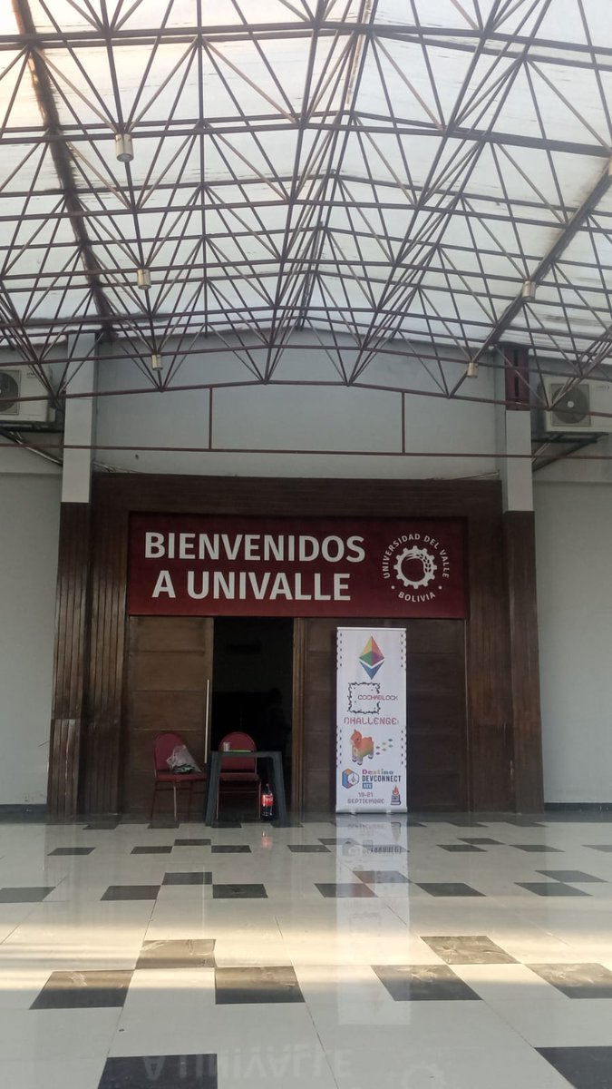 CochaBlock's tweet image. 🎉 ¡Cerramos el Día 1 de #AlephHackathon! 👉 Recepción, charlas y cena ✨ 👉 Equipos formados 💡 👉 Algunos siguieron hackeando toda la noche 🚀 ¡Vamos con todo! 🔥💻