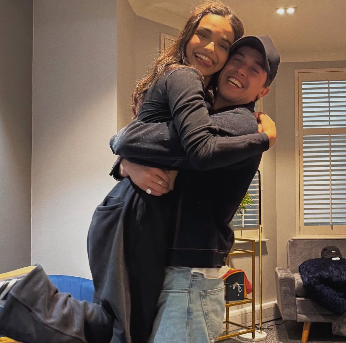 la reunion que más veníamos manifestando <a href="/likearouse/">Rouse</a> 😭 no podían romper con la tradición