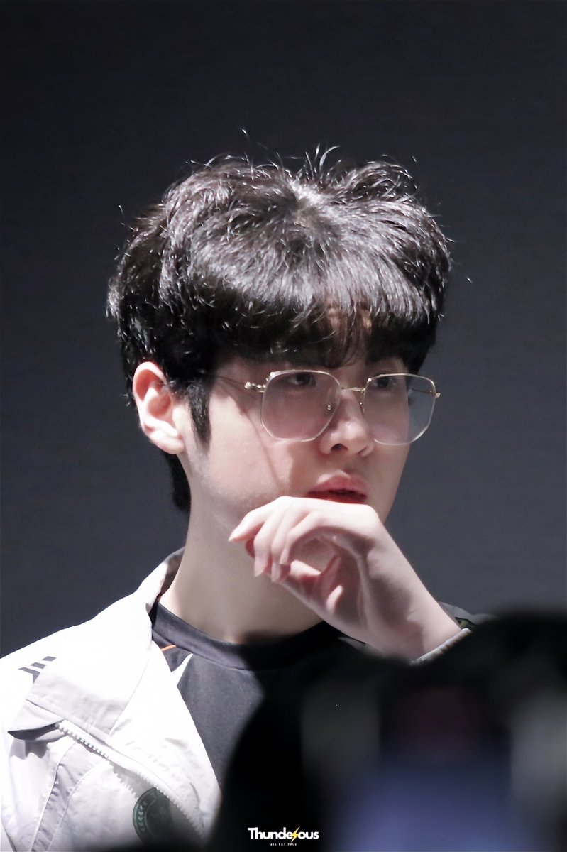 250829 LCK HLE vs NS 승리팬미

우제야~ 플레이오프 화이팅!!! ⚡️

#Zeus #제우스 #최우제 #HLEWIN