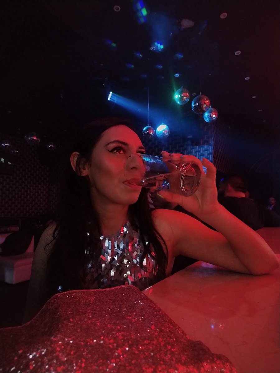 Increíble fiesta el sexto aniversario de <a href="/HideawayClubSw/">ℂ𝕝𝕦𝕓𝕊𝕨 ℍ𝕚𝕕𝕖𝕒𝕨𝕒𝕪 𝕆𝕗𝕚𝕔𝕚𝕒𝕝</a>  con <a href="/DuraznoyChile/">🍑PatiPuti & 🌶️Rafa</a> <a href="/AlinayDave/">Alina y David</a> <a href="/Youthswcdmx/">𝙅ó𝙫𝙚𝙣𝙚𝙨 𝙨𝙬inger ®</a>
