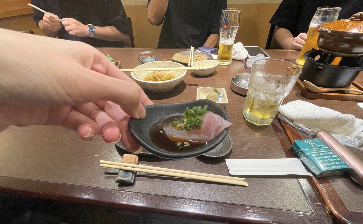 【速報】

りるどら、人生初刺身を食べる

ーーーーーーーーーーーーーー

TEAM VAXEEでお食事会✨
たくさん笑ったしたくさん吸収させてもらった。

続報にご期待ください✨✌️