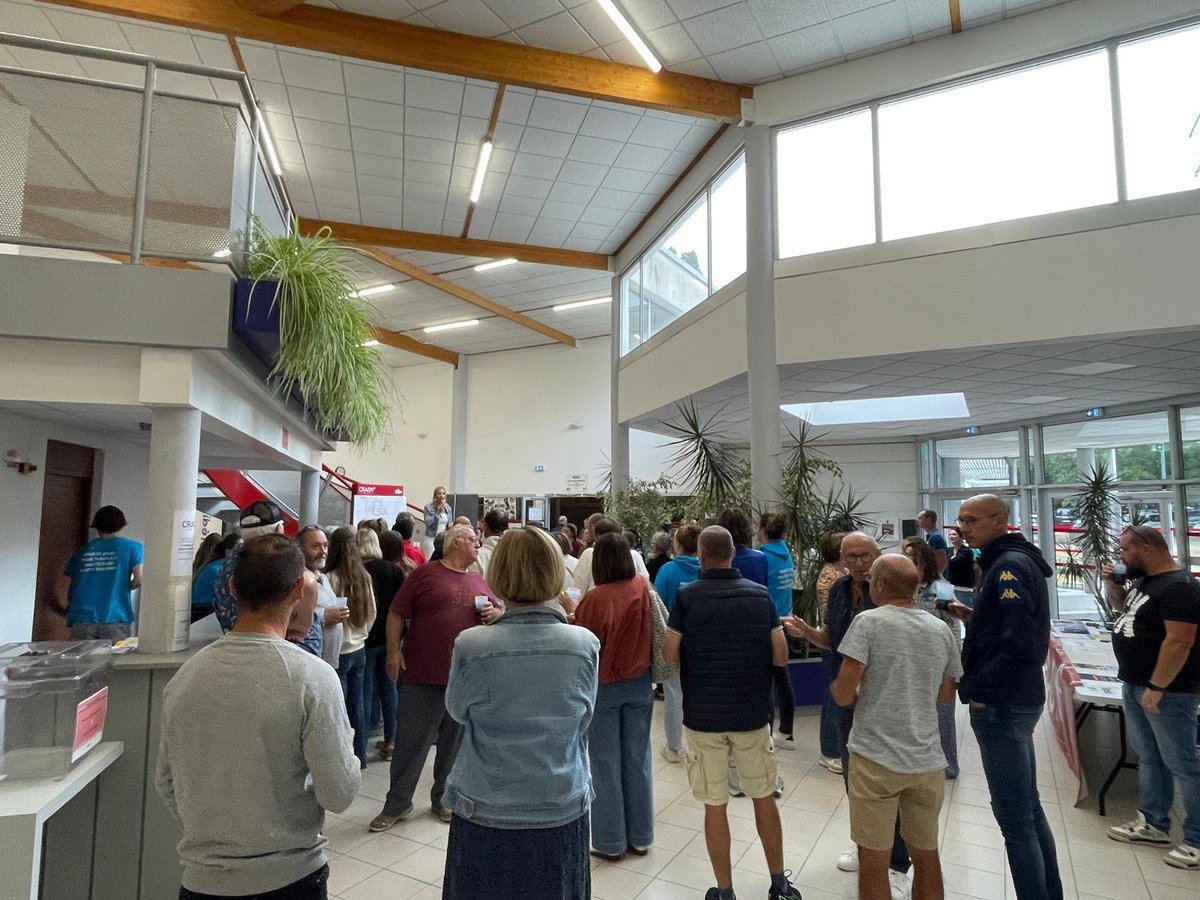 Plus de 500 personnes sont venues, samedi, au forum des associations de Craon
35 associations étaient présentes pour ce rendez-vous incontournable. 
La vie associative craonnaise est riche, diversifiée et dynamique. Si vous cherchez une activité, vous trouverez votre bonheur !