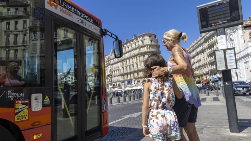 Transports : À partir du 1er septembre, les enfants de moins de 11 ans et les seniors de plus de 65 ans pourront circuler librement dans le réseau de la RTM.
Plus de 120 000 personnes bénéficieront de cette gratuité. 
#Marseille #transports #RTM #Mobilité  laprovence.com/article/region…