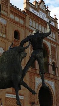 J. Rivera (@ubitaurorum) on Twitter photo José Cubero "Yiyo". Cada tarde venteña es un recuerdo para él. Ni un sólo aficionado pasa por delante de esta escultura sin echar la vista arriba y aminorar el paso. Tarde tras tarde, año tras año. José Cubero "Yiyo". Cada tarde venteña es un recuerdo para él. Ni un sólo aficionado pasa por delante de esta escultura sin echar la vista arriba y aminorar el paso. Tarde tras tarde, año tras año.