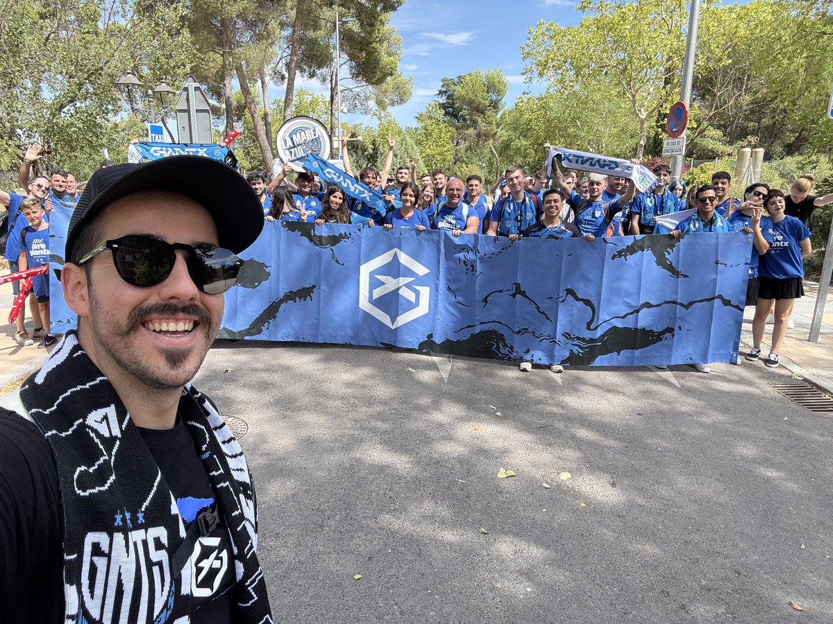 NekroZero's tweet photo. ¡Pues ya estamos por Madrid! 

¡Para no tener fans este finde nos hemos reunido más de 80!

#WeAreGIANTX https://t.co/okjDA5v3eq