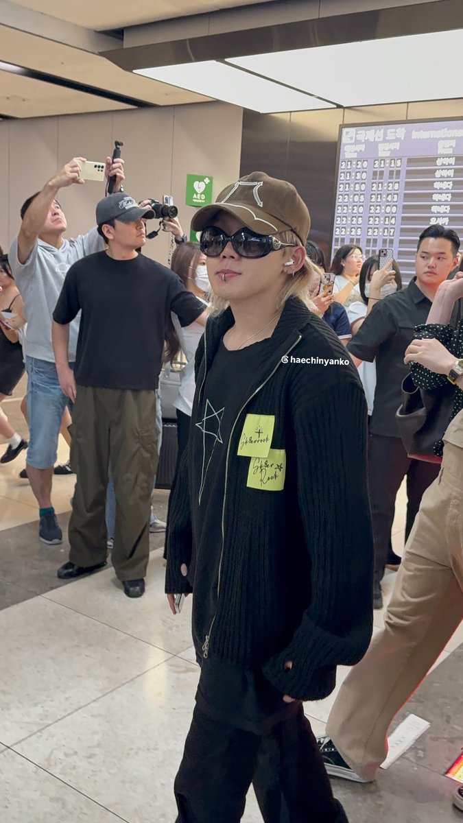 250829 GMP 입국🛬

#최현석 #CHOIHYUNSUK #ヒョンソク  
#트레저 #TREASURE