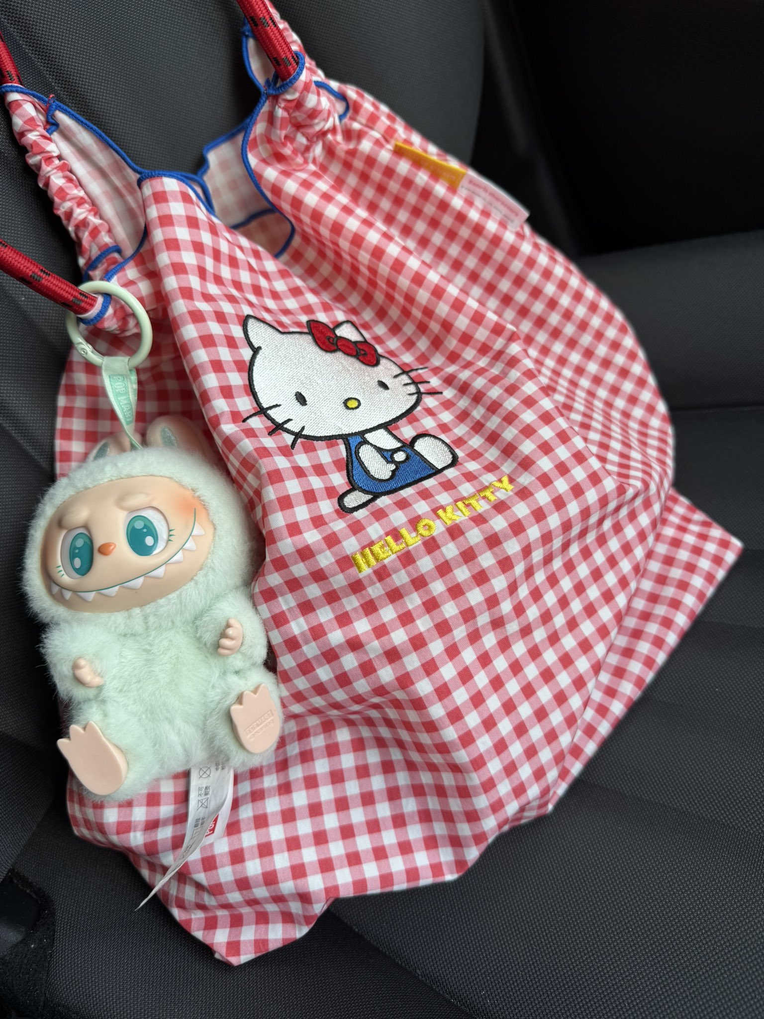 HELLO KITTY レッドチェック トートバッグボールアンドチェーン