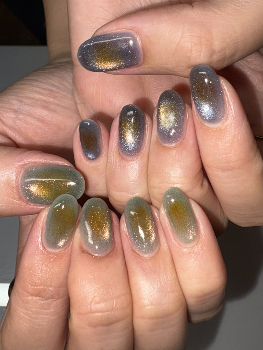 NAIL_STELLAR's tweet photo. ハリウッド行くから推しの目の色やってほしいと注文きました⭐️👀 https://t.co/3jrtdOcGce