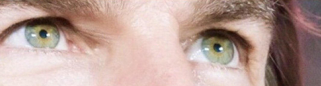 NAIL_STELLAR's tweet photo. ハリウッド行くから推しの目の色やってほしいと注文きました⭐️👀 https://t.co/3jrtdOcGce
