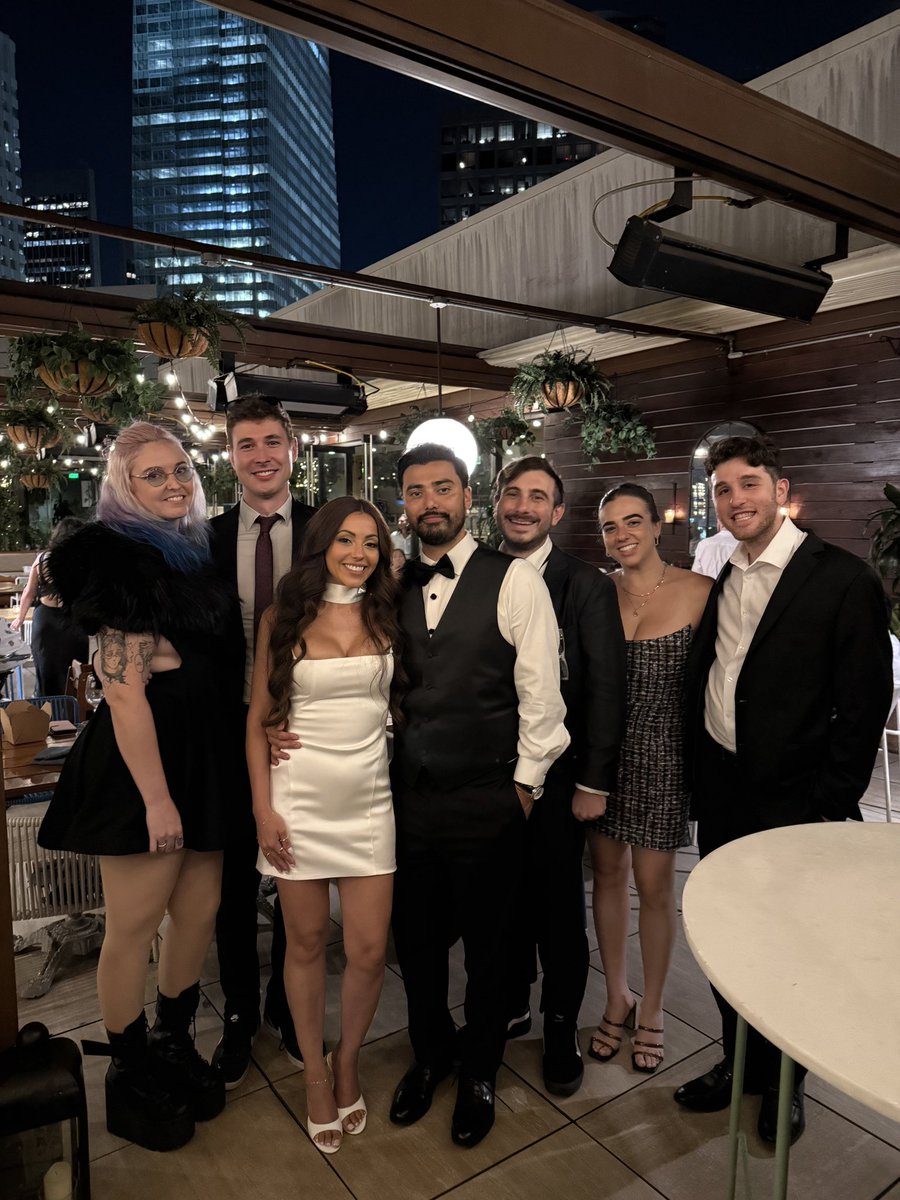 Mayron Hurst tweet media