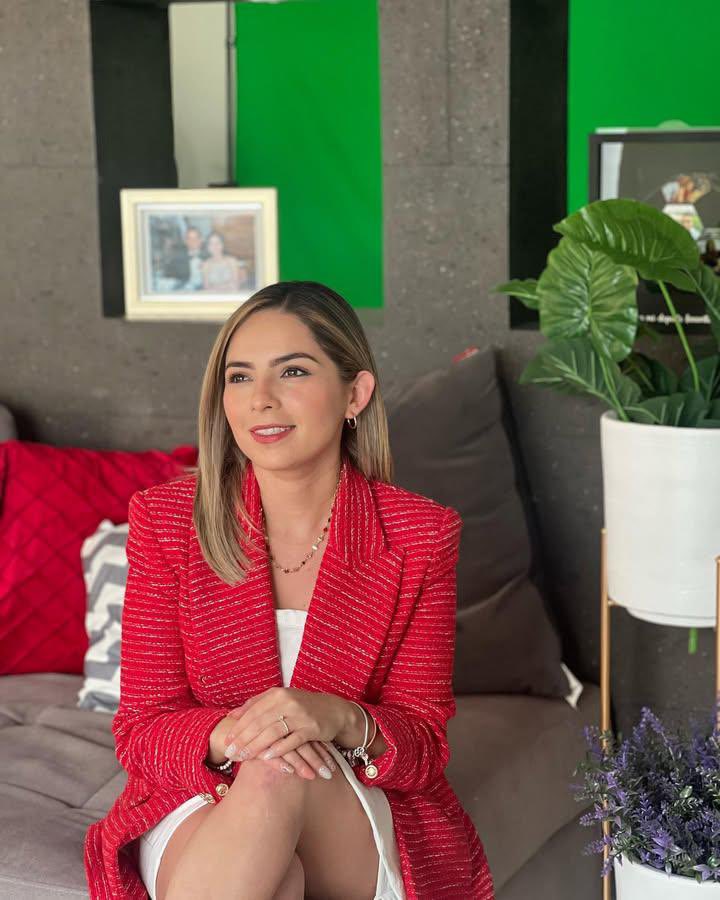 Olivia Sophie (@pablo05558090) on Twitter photo 