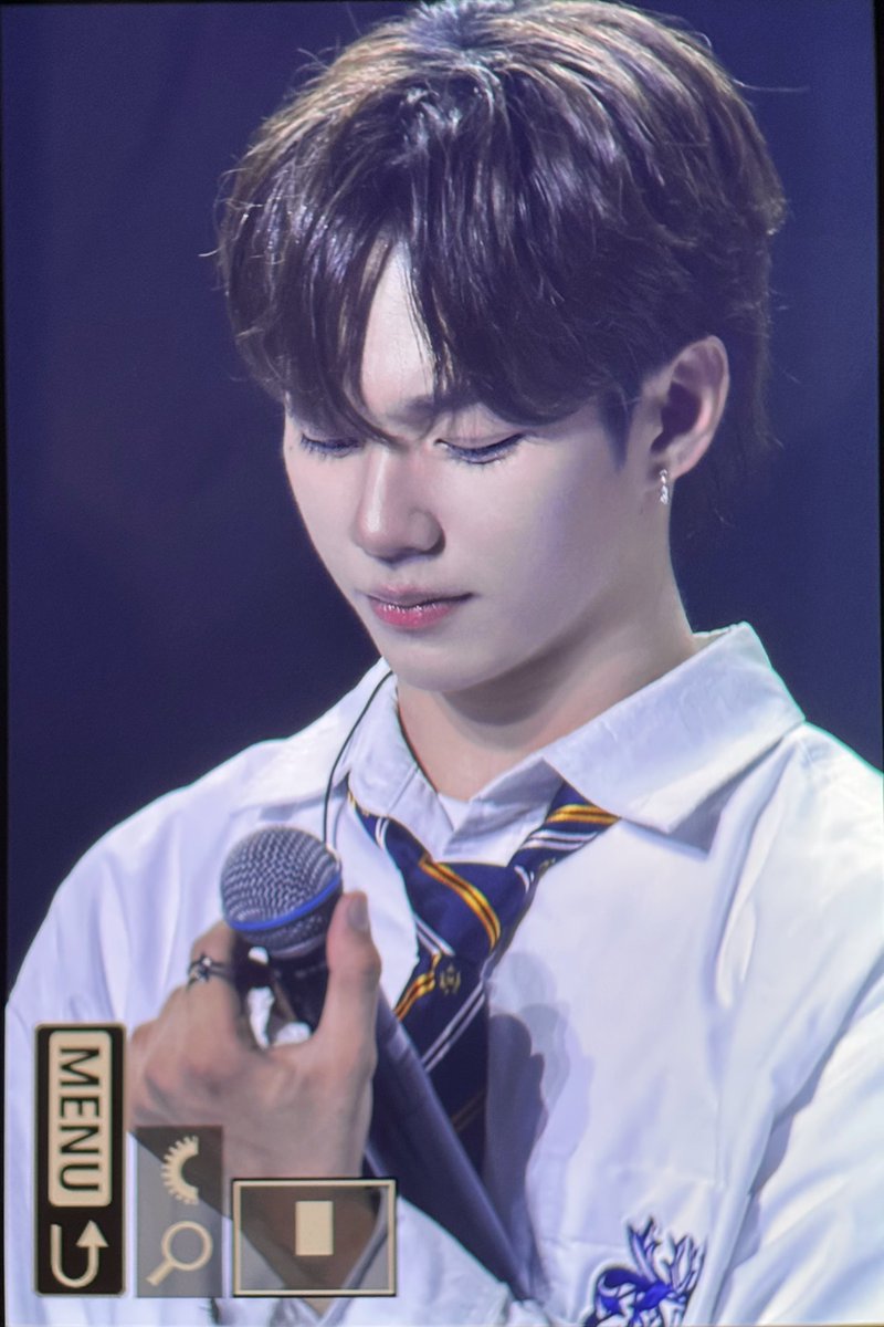 upts_JL's tweet photo. 250830 마닐라 팬콘

앞으로는 행복한 눈물만 흘리세요🥹

#AHOF #아홉 
#JL #제이엘 https://t.co/h229w7EzrL