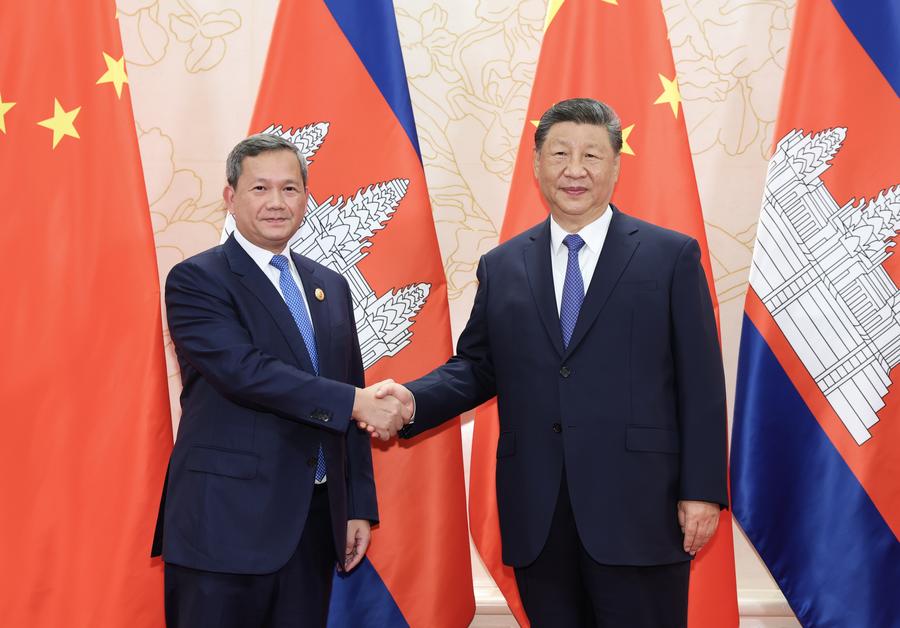 Chinese President Xi Jinping met with Cambodian Prime Minister Hun Manet in the port city of Tianjin on Saturday, who is here to attend the Shanghai Cooperation Organization (SCO) Summit 2025. For update: xhtxs.cn/6mI