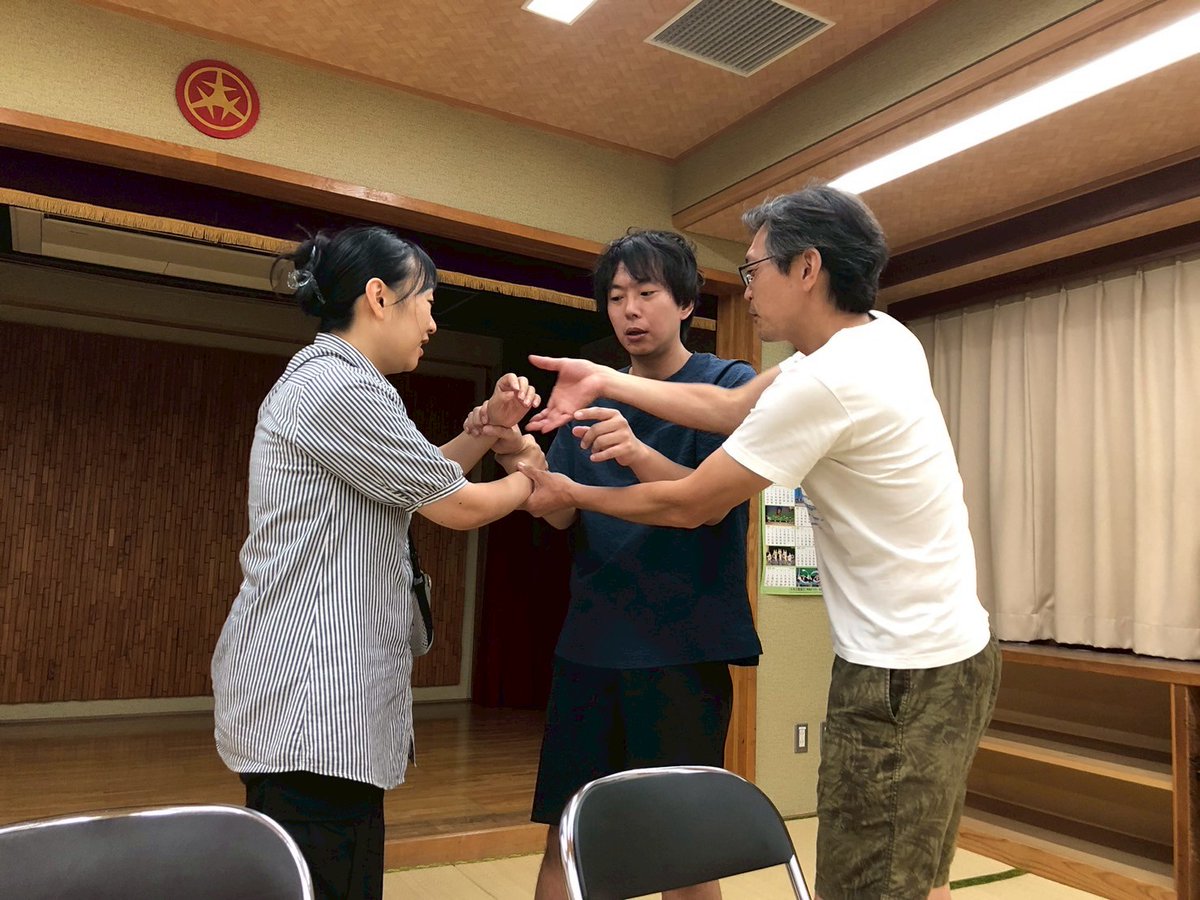 y_sainoo's tweet photo. 8月も終わるっていうのに…毎日暑すぎ…
ですが、稽古も頑張ってます！
稽古ちう

コラソンのあんよ企画　第6回公演
『コラソンはデイドリームちう*(中)』
－短篇3部作－
2025年9/12(金)～9/15(月)
🎫https://t.co/Zvs7erg1Fz

#コラソンのあんよ企画
#デイドリームちう https://t.co/syHUh8QGVk