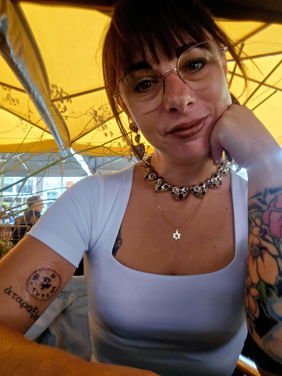 DeLindavGiezen's tweet photo. Baruch de Spinoza 🫶🏽 
#Caute #FreshTattoo https://t.co/cxnggU0u8O