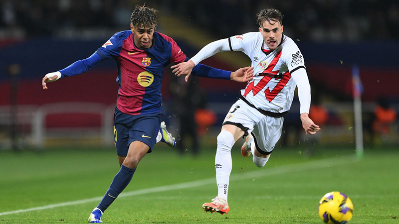 scorelikecom's tweet photo. Vallecano vs Barca: Đội chủ nhà đang thăng hoa sau chiến thắng lớn ở Conference League, nhưng liệu họ có đủ sức gây khó dễ cho Barca? Nhà vô địch La Liga vẫn chưa thật sự ổn định. Dự đoán: Barca thắng 2-1, nhưng sẽ không dễ dàng!🔥
#SoiKèo #VallecanoVsBarca https://t.co/3PlSyXohk0