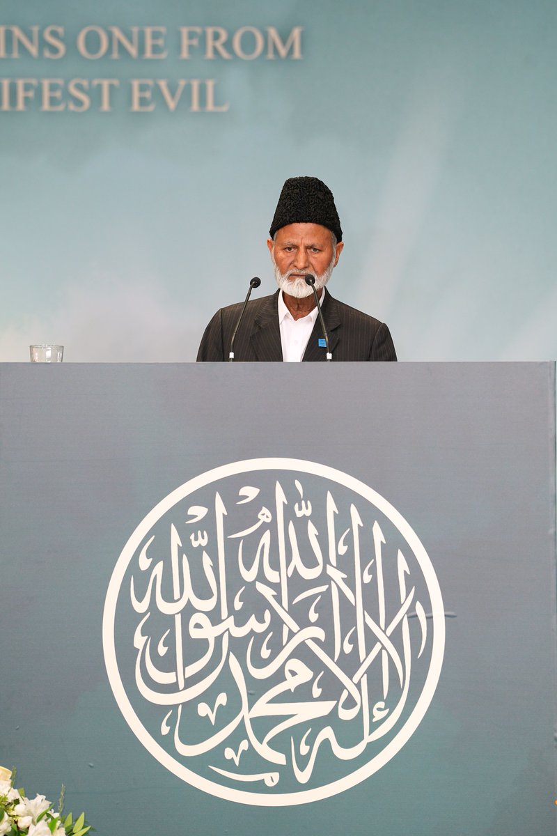 Some highlights of the Opening Session of the 36th 𝗔𝗻𝗻𝘂𝗮𝗹 𝗡𝗮𝘁𝗶𝗼𝗻𝗮𝗹 𝗜𝗷𝘁𝗶𝗺𝗮̄‘ (Spiritual Retreat) of Ahmadiyya Muslim Youth Association Canada 🇨🇦 

#IjtimaCanada 

36th 𝗔𝗻𝗻𝘂𝗮𝗹 𝗡𝗮𝘁𝗶𝗼𝗻𝗮𝗹 𝗜𝗷𝘁𝗶𝗺𝗮̄‘ (Spiritual Retreat) of Ahmadiyya Muslim Youth