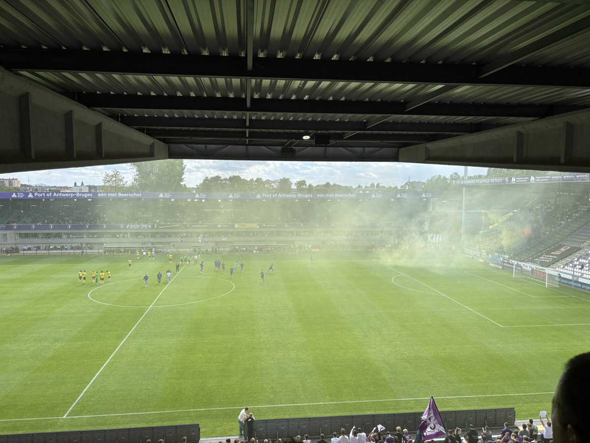 Leven of dood gasten
#Beerschot
#BEELIE