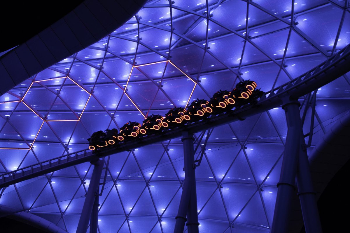 EJTDisney's tweet photo. New TRON Lightcycle Run overlay coming for a limited time starting September 15th is 🔥 #DisneyParks #disneyworld https://t.co/IOnwiytOCB