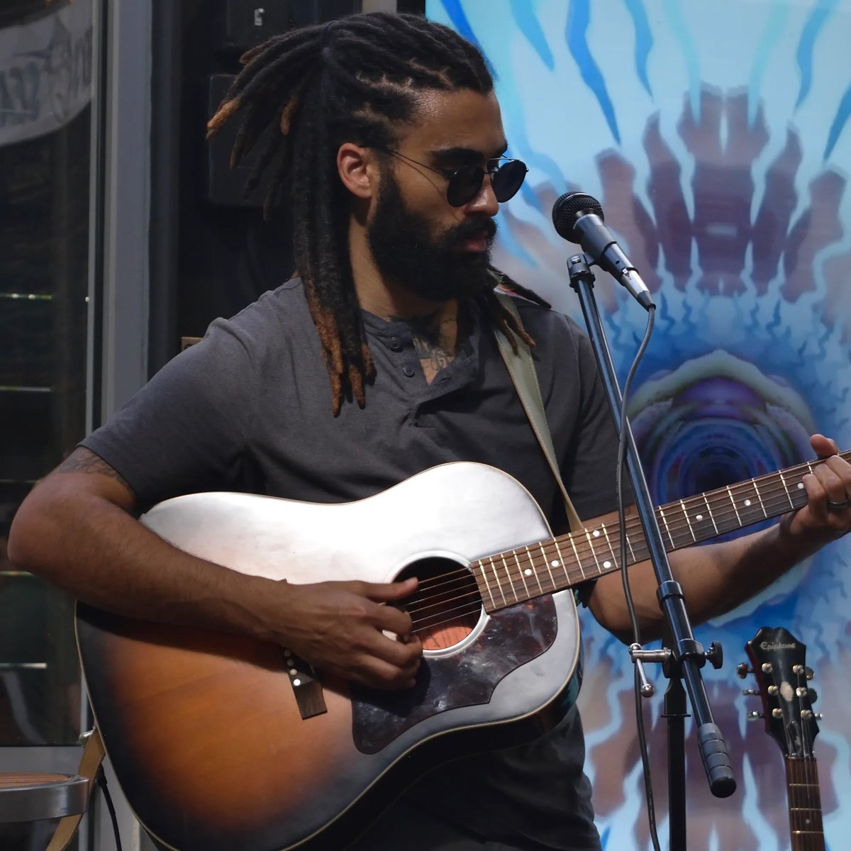 🎶 Make the long weekend count with live music, good vibes, and riverfront views to see Vudu Childe at Music at the Esplanade, from 5 to 7 p.m. tonight.

Head to Smale Park (@cincyparks) to grab a bite, hang with  friends, and enjoy a night of great music.