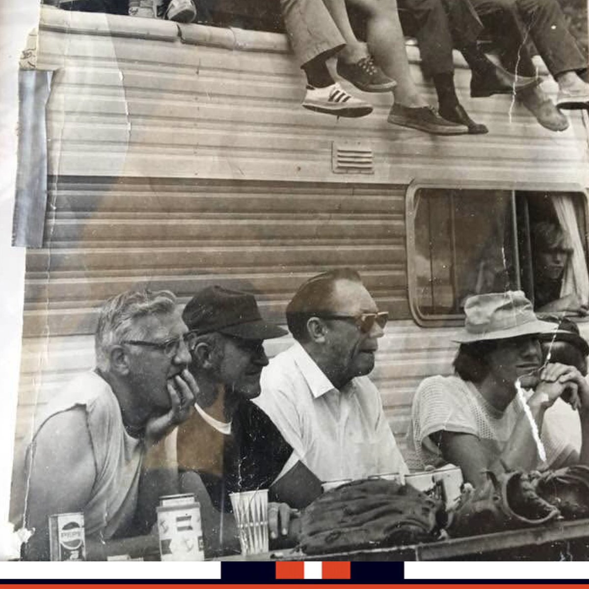 StretchsCurve's tweet image. Spectators at one of the first Bay City Blooperball tournaments.

Tournament👉🏻: facebook.com/events/s/bay-c…