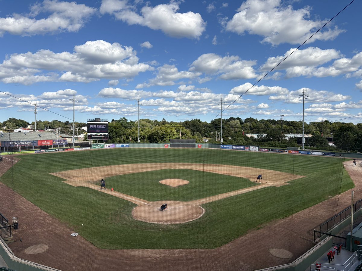 It’s a beautiful day in Brockton as <a href="/JackalsBaseball/">New Jersey Jackals</a> plays their final series of 2025 with doubleheaders today and tomorrow.

The Jackals must sweep to win or 3/4 to tie the Brockton Rox in the season-series!

Join me at 4:15pm ET!

📺: <a href="/watchhometeam/">HomeTeam Network</a>

📻: njjackals.mixlr.com