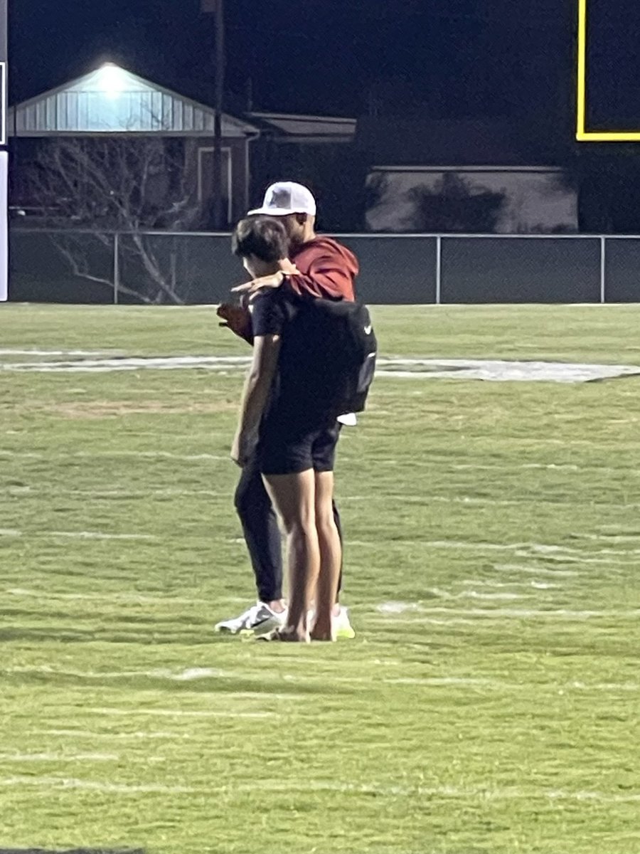 Christian Morris (@christianqb29) on Twitter photo Going to keep battling with my brothers!!!! <a href="/CoachMHolcomb/">Miles Holcomb</a> <a href="/Southside_FBall/">Southside Football</a> <a href="/UnLockYourGame/">UnLockYourGame</a> <a href="/Coach_Clay10/">Brad Clay</a> <a href="/boydjamel3/">Jamel Boyd</a> Going to keep battling with my brothers!!!! <a href="/CoachMHolcomb/">Miles Holcomb</a> <a href="/Southside_FBall/">Southside Football</a> <a href="/UnLockYourGame/">UnLockYourGame</a> <a href="/Coach_Clay10/">Brad Clay</a> <a href="/boydjamel3/">Jamel Boyd</a>