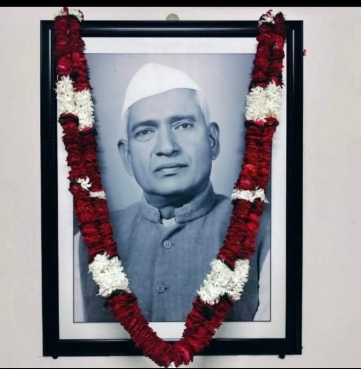 न्याय की तलवार, हक की ढाल थे,
गरीबों के मसीहा, पासी समाज के लाल थे।
#जरायम_पेशा_एक्ट_मुक्ति_दिवस

#cta_liberation_day 

#पासी_समाज