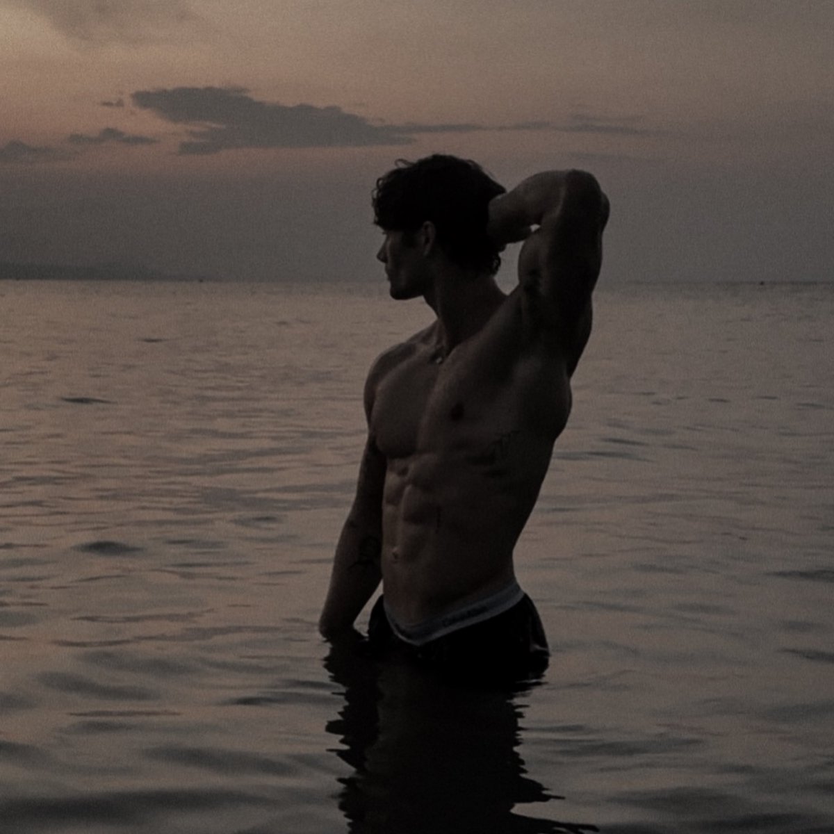 ____ ______ ______ ______ ______
    ←  𝐴𝑐𝑒 𝑊𝑒𝑠𝑡𝑜𝑛
          ¹ ᵐⁱⁿᵘᵗᵉˢ ᵃᵍᵒ

𝑢𝑐𝑖𝑒𝑐𝑧𝑘𝑜𝑤𝑦 𝑑𝑜𝑚 ☀️🏠 #PurpleRain