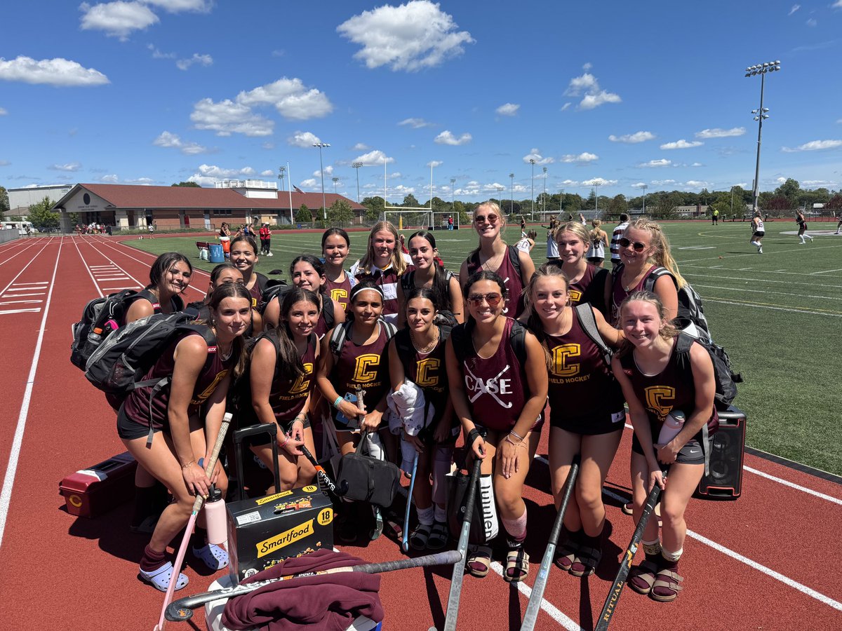 Proud of this crew! Spent the morning at NB jamboree! Slowly putting the pieces  together for a great 25 season! 🏑❤️ <a href="/DrTGreene/">Tammy Greene, EdD</a> <a href="/Emmaschoony7/">Emma</a> <a href="/CaseSports/">Joseph Case HS Athletics</a>