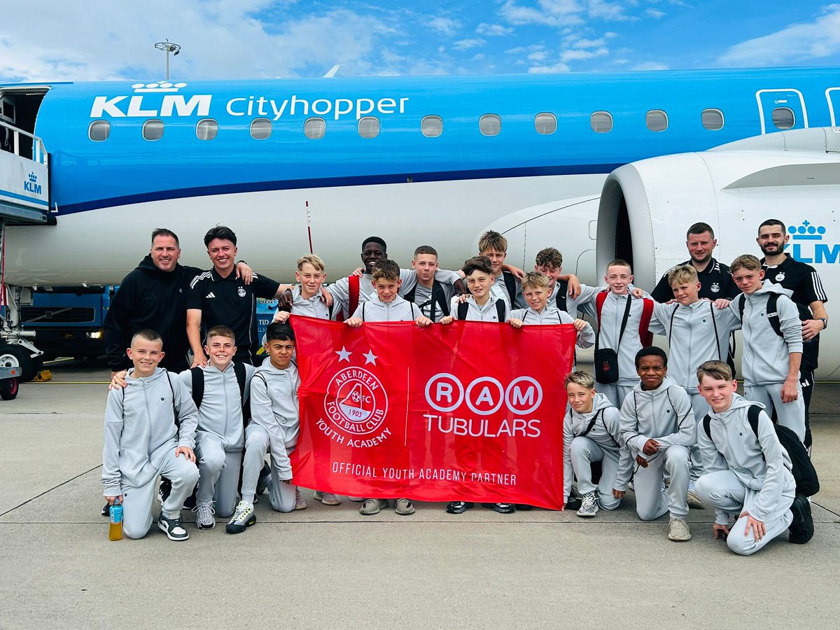🇳🇱🏆 Our U14’s are taking part in the Greenport international tournament in Holland this weekend.  We go into the final day needing a win to reach the semi finals⚽️👍