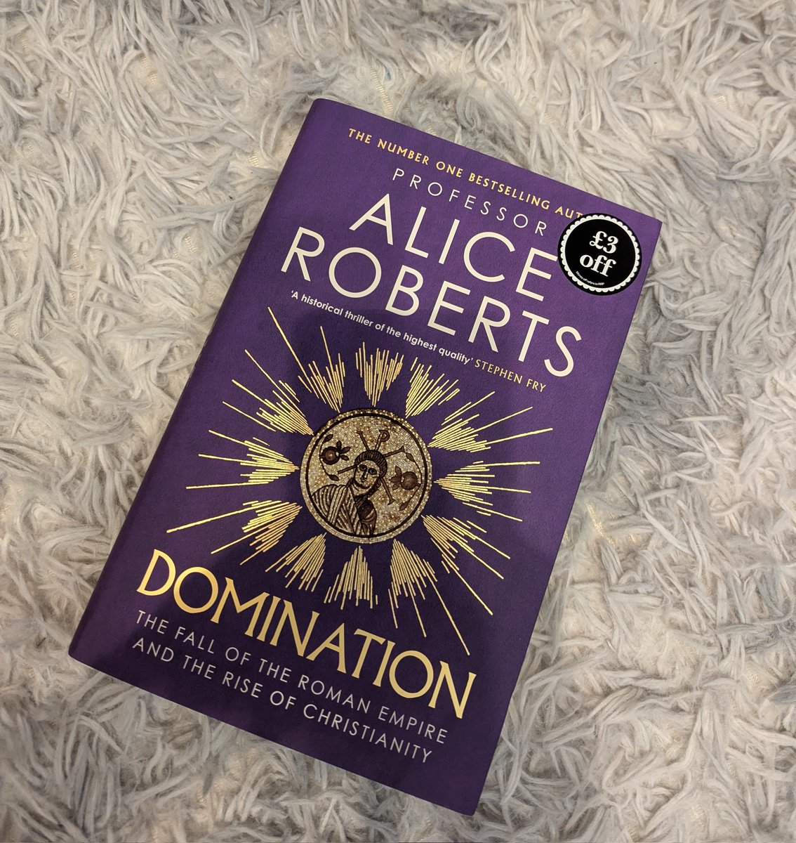 Just bought this book! <a href="/theAliceRoberts/">Prof Alice Roberts💙</a>