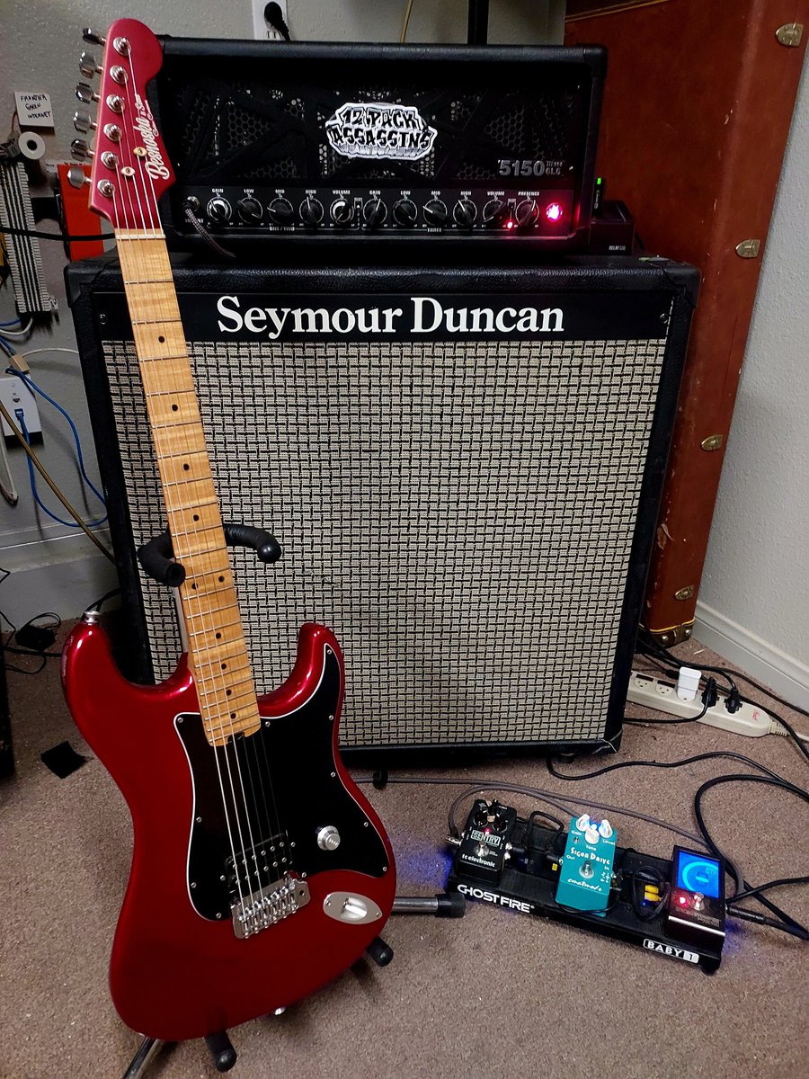 MartinLuthier ⚔🏴🎸🔫🚁🤸♂️ tweet media