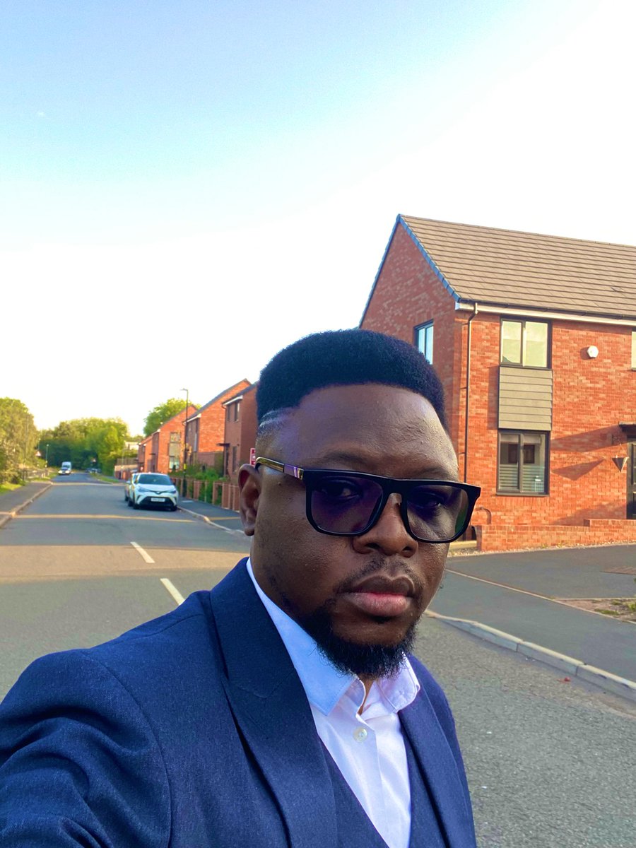 Hello 👋🏾