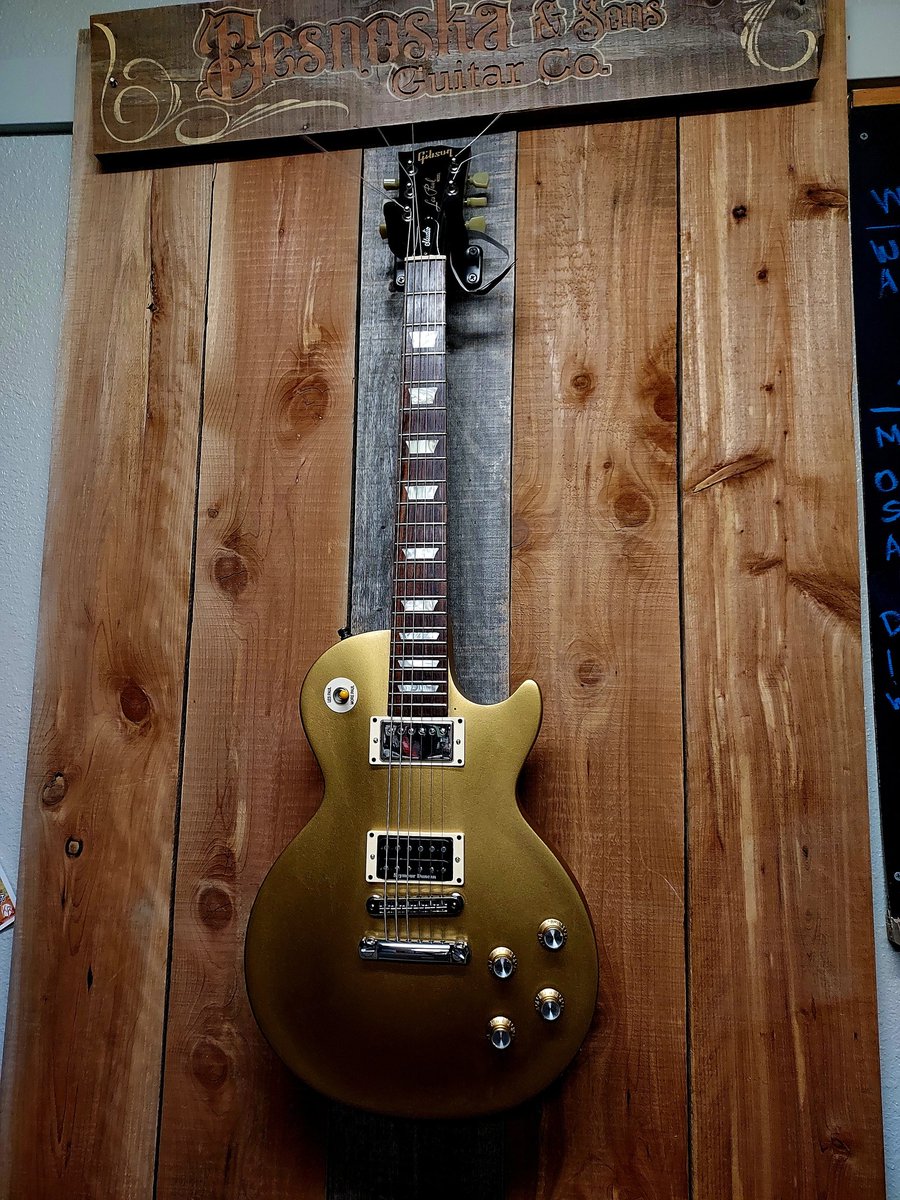 MartinLuthier ⚔🏴🎸🔫🚁🤸♂️ tweet media