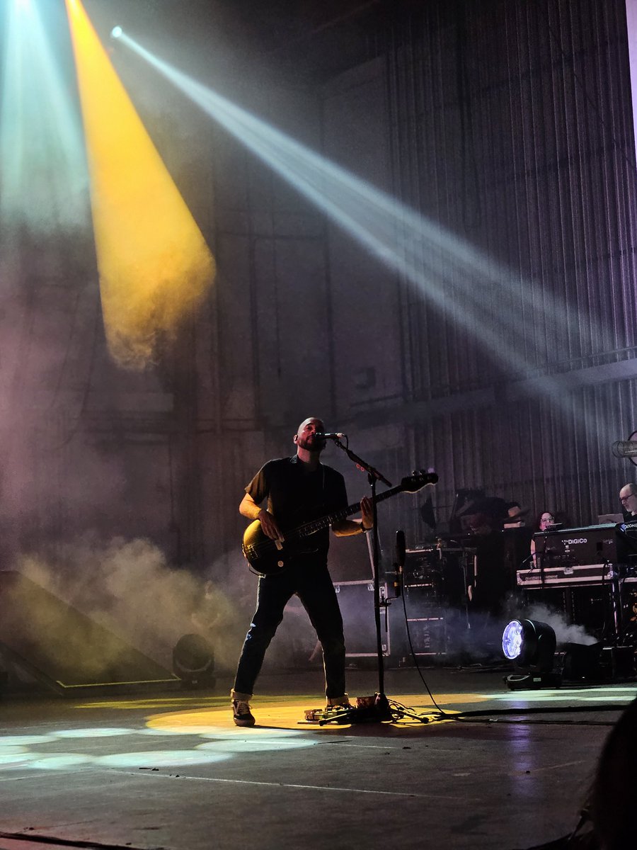 mrss_mcd's tweet photo. "I want it to get so loud in here that tomorrow hears it." Getting to meet and then see @Coheed last night was, as always, unreal. @McStaff33 @McLift33 @claudioPsanchez @Weerd_Science @ZacharyACooper @PNCArtsCenter #VaxisIII #TFOMB #TheFatherofMakeBelieve https://t.co/KDR1GyxooQ