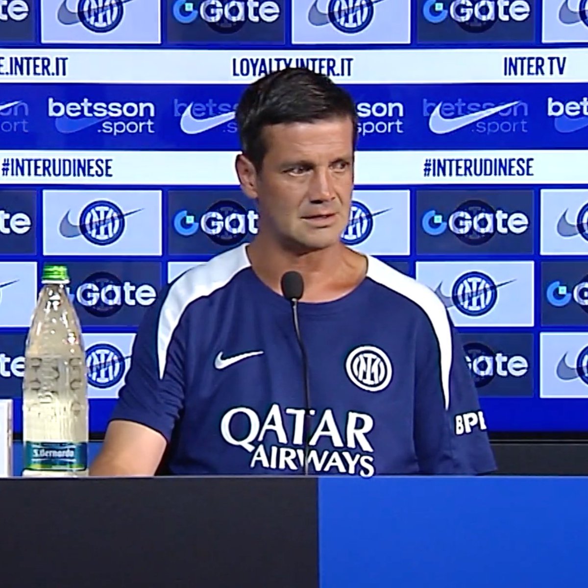 🇷🇴🎙️ Cristian Chivu on whether rotation will depend on the competition:

"I can’t think too far ahead. Tomorrow is a really important game, so it doesn’t seem right. I’m just thinking about Udinese; we have the break afterwards too. Sometimes, over-planning can hurt you." <a href="/Inter/">Inter ⭐⭐</a>