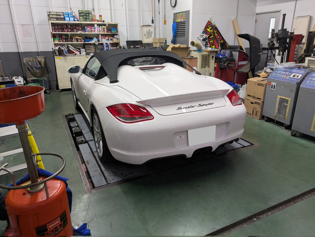 久しぶりにボクスタースパイダーのエンジンオイルを交換しドライブしました。今回はmobil1 0w40です
5w50よりエンジン吹け上がり、レスポンスもとても良いです
40℃超えそうな中でもパワー有ります
動きが軽いです！