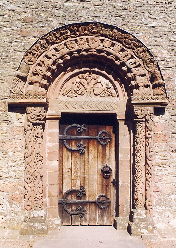 The stunning Norman Romanesque south doorway at the Church of St Mary &amp; St David, Kilpeck, Herefordshire. Often called one of the finest examples of 12th-century Romanesque architecture in Britain 🇬🇧.