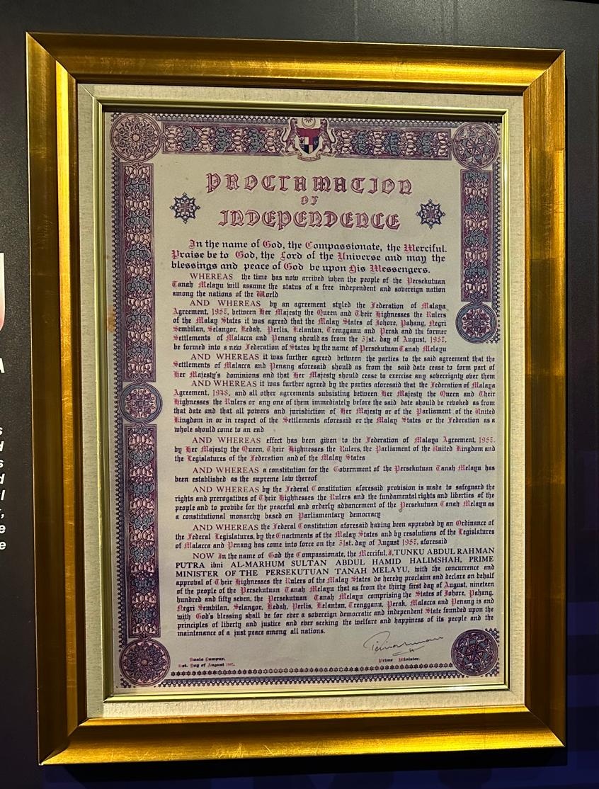 From the first Flag of Merdeka to the 68th Anniversary of Malaysia!

We wish all the happiness and prosperity to the brotherly people of Malaysia on this 68th Merdeka Day!

Selamat Hari Merdeka!
🇹🇷🤝🇲🇾
<a href="/MalaysiaMFA/">Wisma Putra</a> <a href="/tokmatn9/">Mohamad Haji Hasan</a>