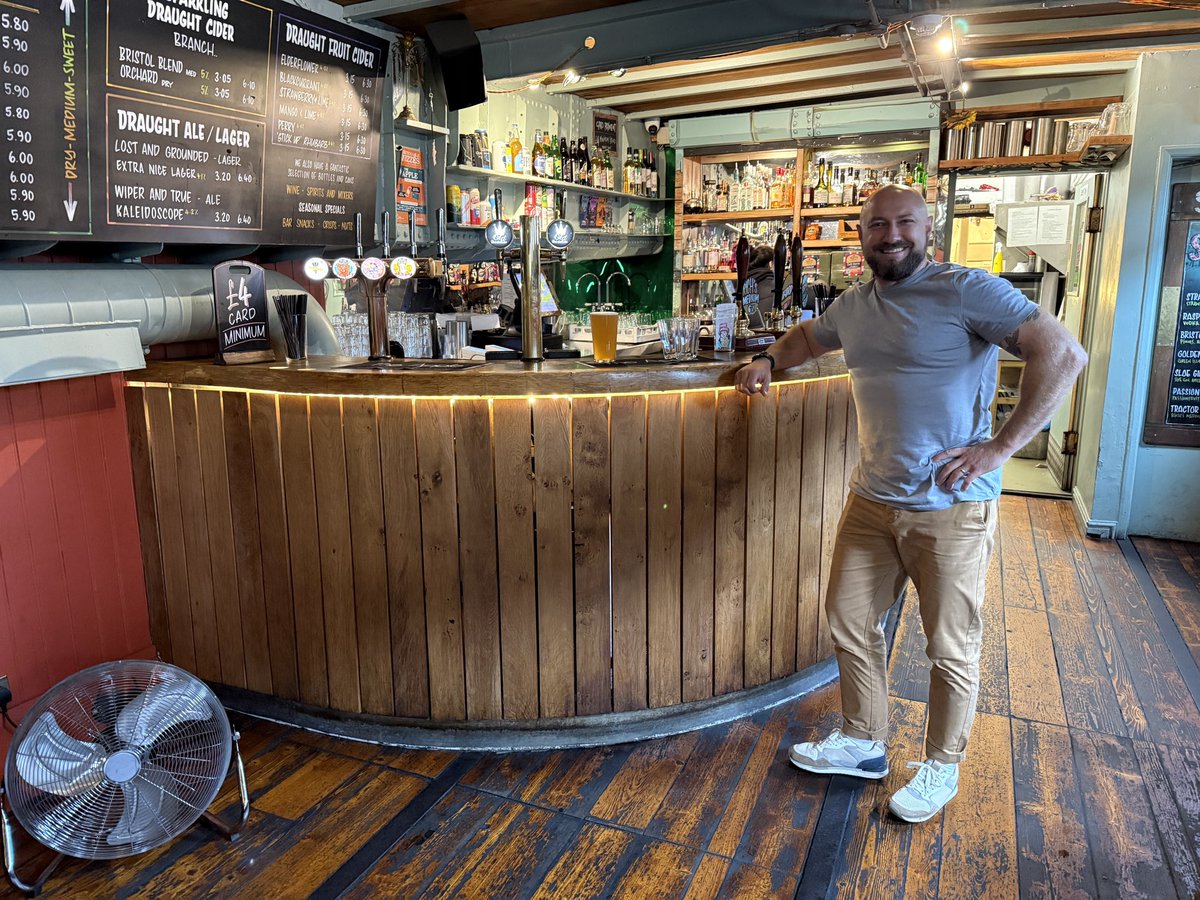 ProfessorPubUK's tweet image. The Apple, Bristol - cider and UNO Flip escaping the rain! #cider