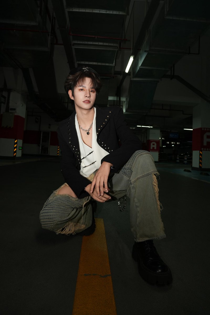 LEV_Official_'s tweet photo. #LEV #레비 #レビ
#WANGZIHAO #왕즈하오 #王子浩 #ズハオ
#데뷔2주년팬미팅 #LEV_2nd_Anniversary_Fan_Meeting https://t.co/al0gY8V79a